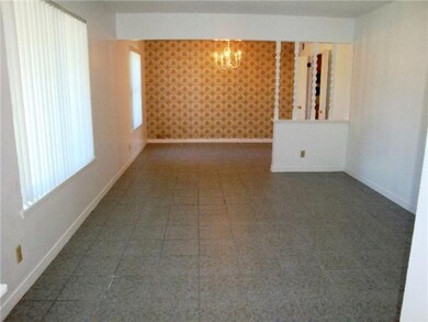 10821 Sombra Verde Dr, El Paso, TX 79935 - photo 6