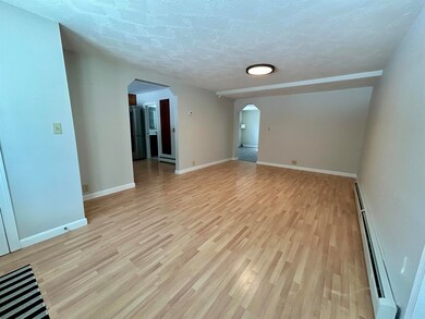 100 Mammoth Rd, Hooksett, NH 03106 - photo 4