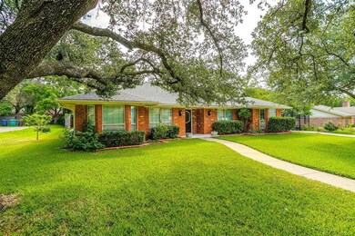 6621 Kingswood Dr, Fort Worth, TX 76133 - photo 2