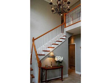 Entry/Foyer.