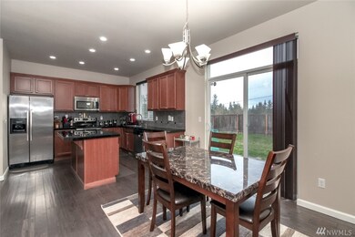 9128 Carys St SE, Yelm, WA 98597 - photo 6