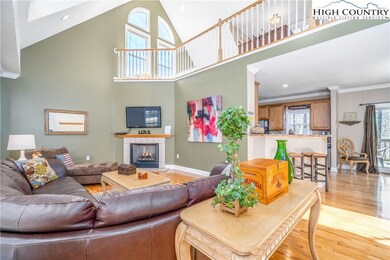 Large living room with vaulted ceilings