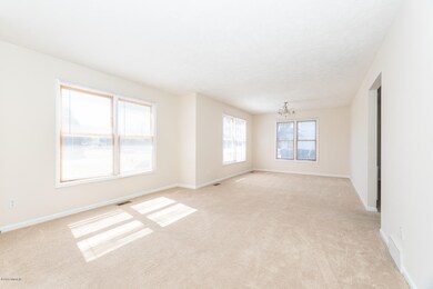 5022 Stapleton-5