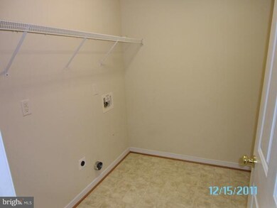 1132 Settlers Landing Dr, Tappahannock, VA 22560 - photo 3