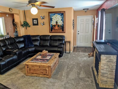 Living room to entry