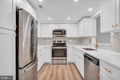 23 Hamilton St, Swedesboro, NJ 08085 - photo 4