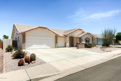 8240 E Natal Ave Mesa AZ 85209-large-003
