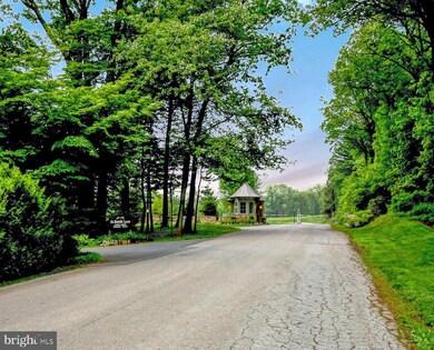 1207 Volpe Ct, Lutherville Timonium, MD 21093 - photo 3