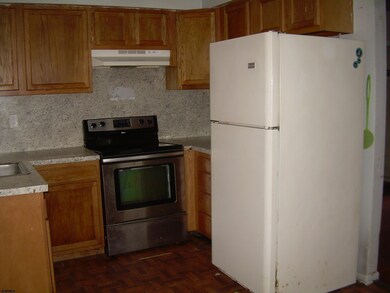 2001 Sycamore Ln, Mays Landing, NJ 08330 - photo 3