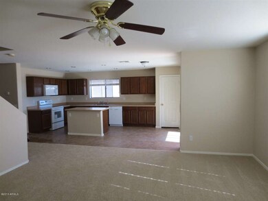 family room (2)