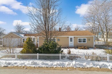 5 Harry St, Rochester, NH 03839 - photo 2