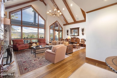 2509_bear_paw_c302_interior_living_b