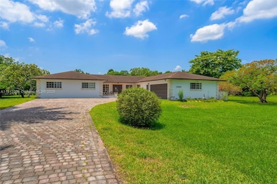 17550 SW 59th Ct, Southwest Ranches, FL 33331 - photo 4