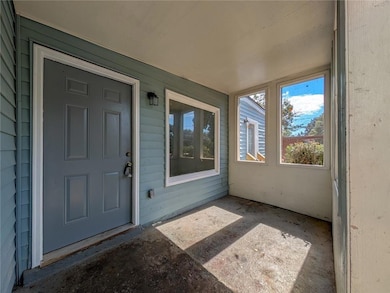 1672 Thornton Place SW, Atlanta, GA 30315 - photo 7