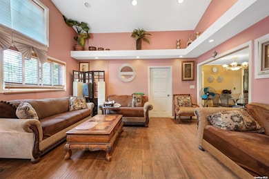 866 Edwards Blvd, Valley Stream, NY 11580 - photo 5