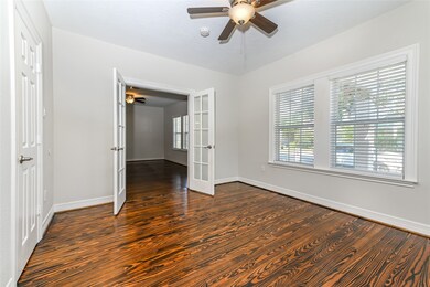 1032 Walling St, Houston, TX 77009 - photo 6