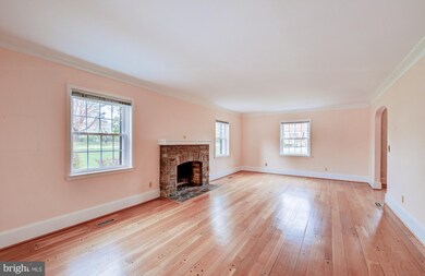 6304 N Charles St, Baltimore, MD 21212 - photo 5