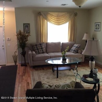 15 Bayonne Ct, Staten Island, NY 10302 - photo 4