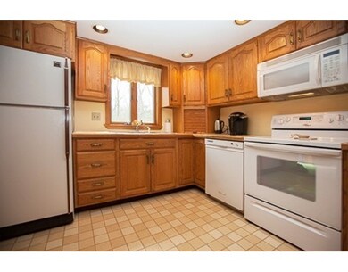 394 Thicket St, South Weymouth, MA 02190 - photo 6