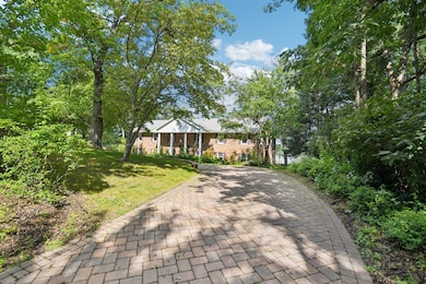 25 S Deep Lake Rd, Saint Paul, MN 55127 - photo 2