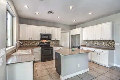 KITCHEN 5