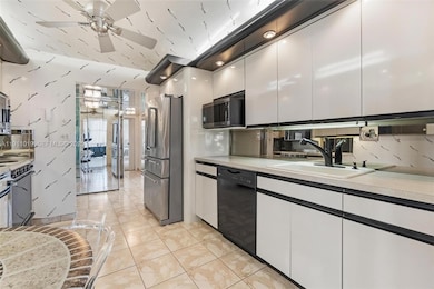 800 Parkview Dr unit 1021, Hallandale Beach, FL 33009 - photo 6