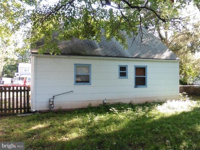 137 Polk Dr, Manassas Park, VA 20111 - photo 2