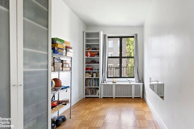 109 Seaman Ave unit 4A, New York, NY 10034 - photo 6