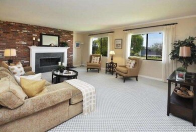 Living Room with an Ocean View!