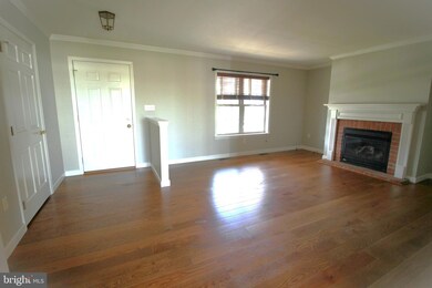 611 W Conestoga St, New Holland, PA 17557 - photo 4