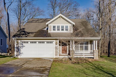 817EBarringtonCircle_02
