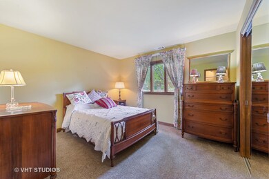 0S480 S Poplar Ave, Elmhurst, IL 60126 - photo 6