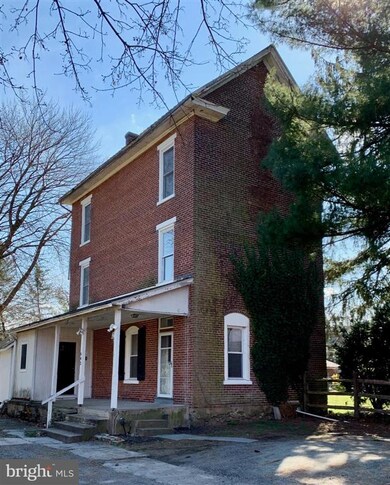 643 Wayside Way, Riegelsville, PA 18077 - photo 2