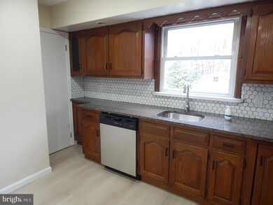 4117 Grape St, Coplay, PA 18037 - photo 7