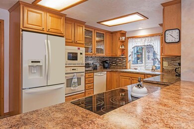 64523 Mcgrath Rd, Bend, OR 97701 - photo 7