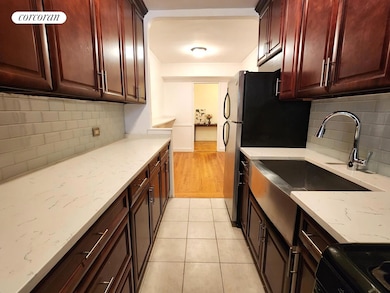 2191 Bolton St unit 1F, Bronx, NY 10462 - photo 2