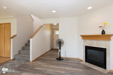 41-Living Room-ELKO3463