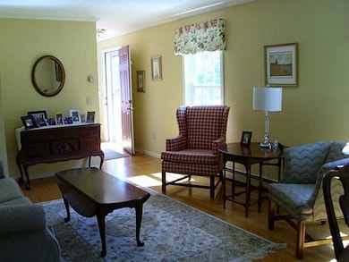 355 Sweet Allen Farm Rd, Wakefield, RI 02879 - photo 6