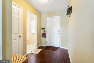 503 Somerset Ct, Princeton, NJ 08540 - photo 4