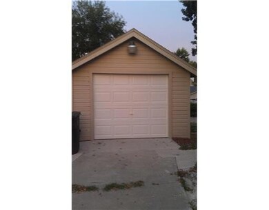 Parking Lot/Garage.
