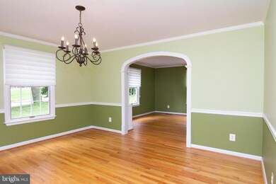 4200 Ravenhurst Cir, Glen Arm, MD 21057 - photo 7