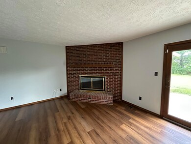 2405 E Rechter Rd, Bloomington, IN 47401 - photo 5