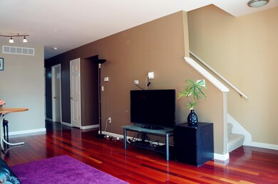 03_family_room_2