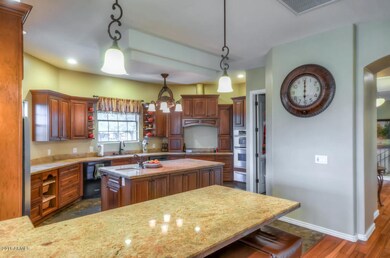 Kitchen (2)-SMALL
