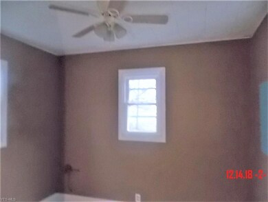 1844 E 32nd St, Lorain, OH 44055 - photo 7