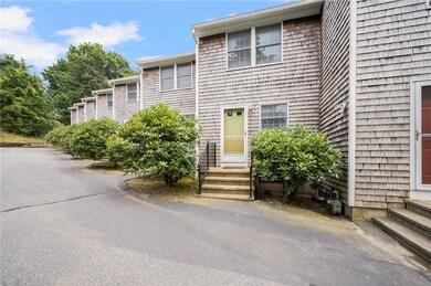 33 Sakonnet E, Tiverton, RI 02878 - photo 2