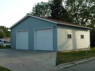 30x30 insulated/ready for floor heat<|><