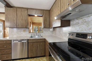 32 Upland Ave, Metuchen, NJ 08840 - photo 7