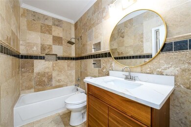 2114 Sugar Springs Dr unit 3, Lawrenceville, GA 30043 - photo 7