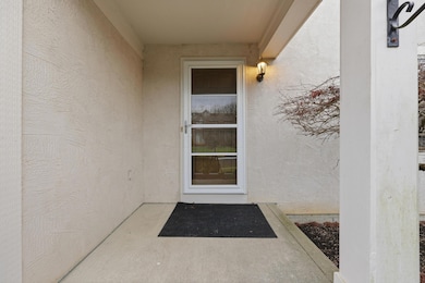 2614 Jefferson Estates Ct, Blacklick, OH 43004 - photo 4